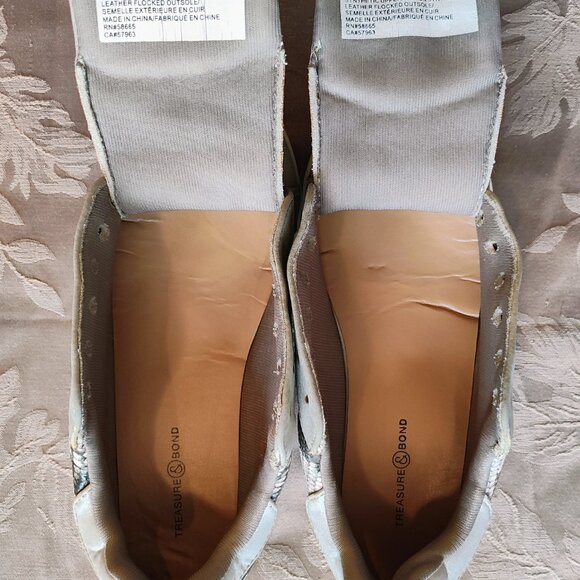 Treasure & Bond Lucy Snakeskin and Suede Girl's Sneakers, Size 2, Used - Picture 8 of 16